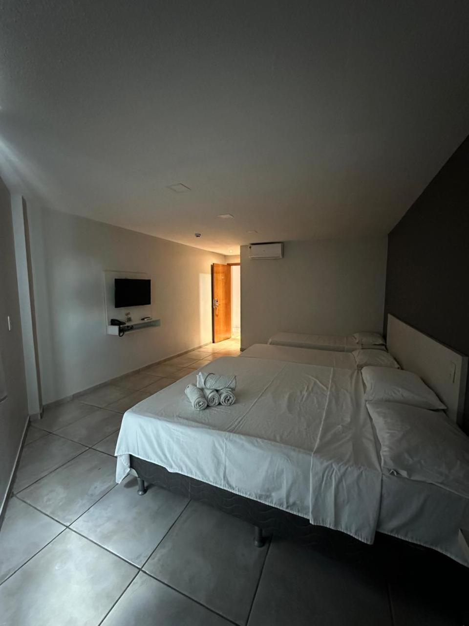 Rota 232 Hotel การัวรู ภายนอก รูปภาพ