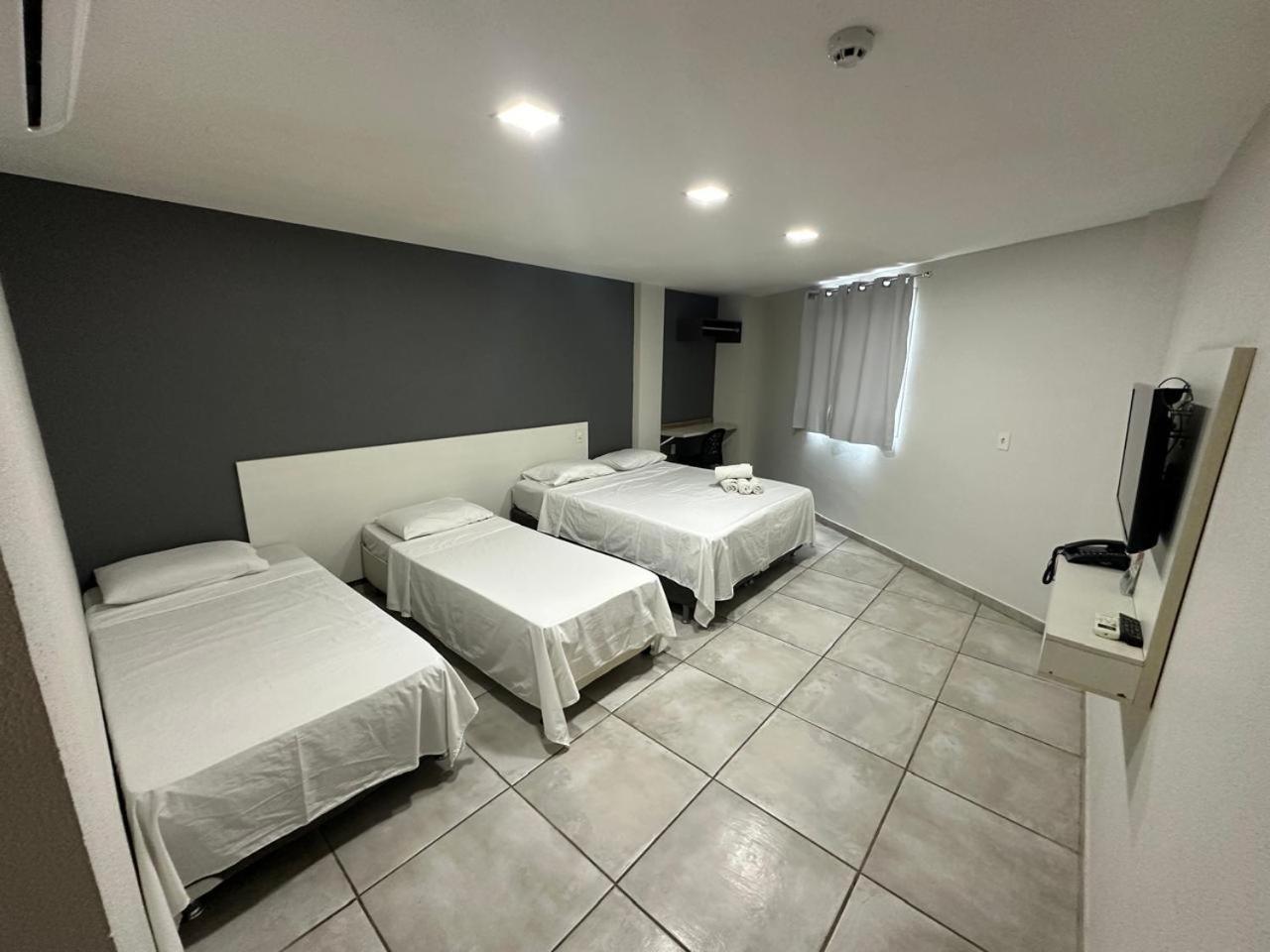 Rota 232 Hotel การัวรู ภายนอก รูปภาพ